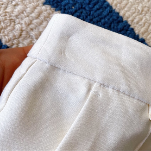 🐚 ZARA ELEGANT IVORY HIGH WAIST SHORTS! - Picture 6 of 10